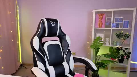 Melissa online show from March 21, 2026, 8:19 am