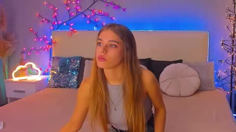 MelissaCrayzy online show from September 22, 2025, 5:20 am