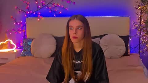 MelissaCrayzy online show from November 11, 2025, 6:46 am