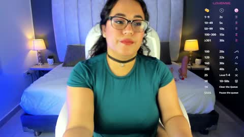 M E L I S S A  online show from December 7, 2024, 11:40 am