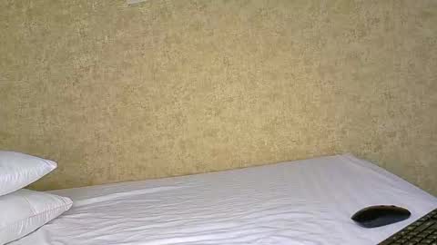 MelissaSam online show from October 4, 2025, 12:25 pm