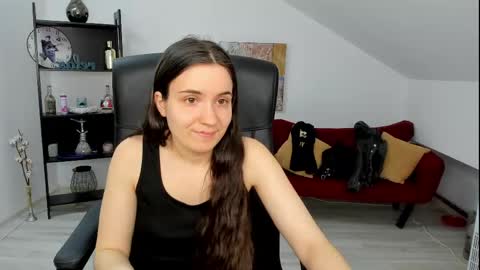 Snapshot of melissawiliam chatting on May 8, 2026, 10:53 am melissawiliam online show from May 8, 2026, 10:53 am