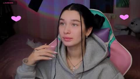 Snapshot of mella_freya chatting on November 3, 2025, 11:48 pm Freya  IM NONUDE online show from November 3, 2025, 11:48 pm