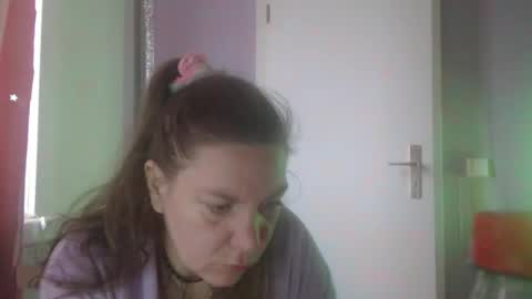 Snapshot of melli23 chatting on February 13, 2026, 12:12 pm Melli online show from February 13, 2026, 12:12 pm