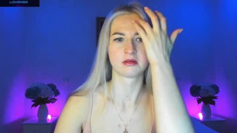 Mellina online show from December 24, 2024, 8:16 pm