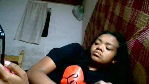 Snapshot of mellinah430167 chatting on July 22, 2026, 8:28 am mellinah430167 online show from July 22, 2026, 8:28 am