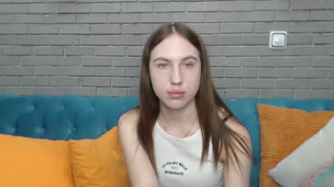 mellingi online show from September 12, 2025, 5:29 am