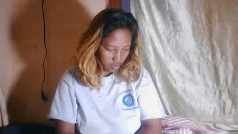 mellissa online show from May 19, 2026, 2:51 am