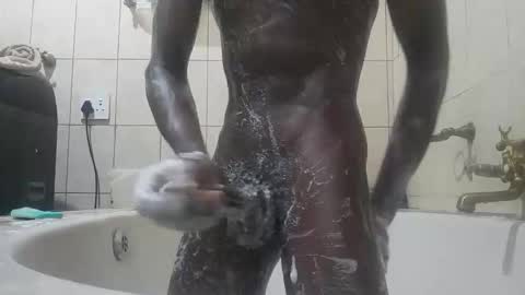 mello_sins online show from November 17, 2025, 4:07 am