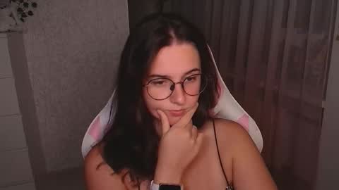 Snapshot of mellonmayre chatting on September 23, 2025, 8:45 pm mellonmayre online show from September 23, 2025, 8:45 pm