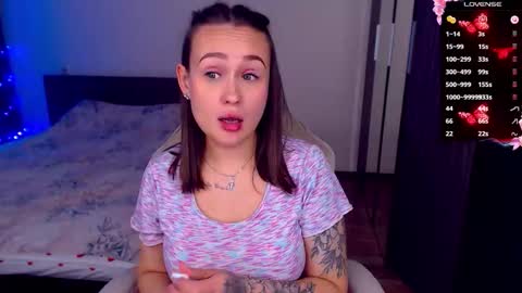 Mel online show from December 2, 2025, 2:12 pm