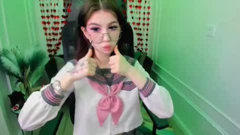 mellsawertyq online show from February 14, 2026, 8:16 pm