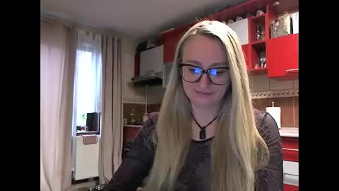 Melly online show from February 13, 2026, 8:54 am