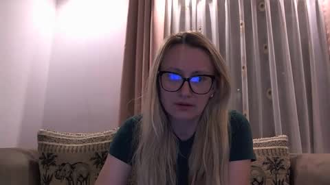 Melly online show from May 10, 2026, 8:36 pm