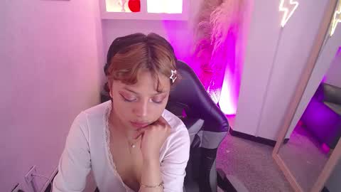 melody701583as online show from February 13, 2026, 2:57 pm