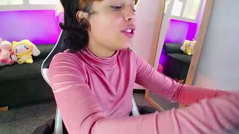 melody701583as online show from May 4, 2026, 1:07 pm