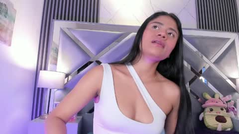 mel  online show from March 27, 2026, 8:52 pm