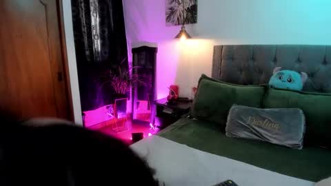  Leslie  online show from March 4, 2026, 12:11 pm