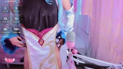 Elizabeth online show from November 10, 2025, 9:36 pm