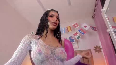 Snapshot of melody_ebonny chatting on July 16, 2026, 12:55 pm melody_ebonny online show from July 16, 2026, 12:55 pm