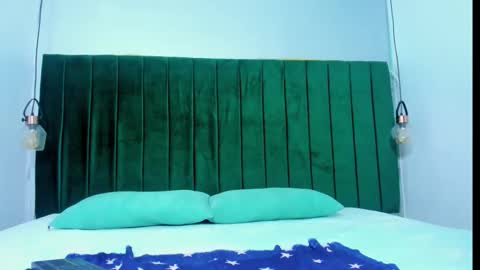 melody_kener online show from March 5, 2026, 4:52 am