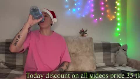 melody_song online show from December 22, 2025, 5:15 am