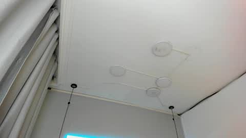 Snapshot of melody_suarez chatting on December 7, 2024, 7:54 pm MELODY online show from December 7, 2024, 7:54 pm