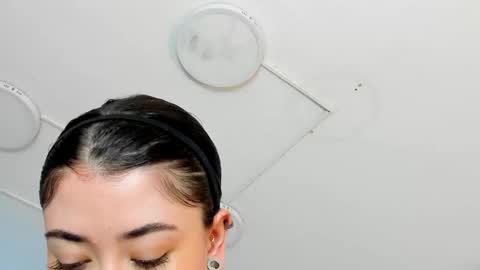 Snapshot of melody_suarez chatting on December 10, 2024, 8:27 pm MELODY online show from December 10, 2024, 8:27 pm