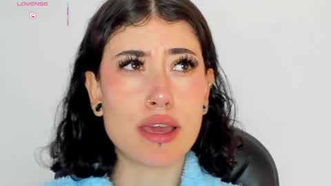 Snapshot of melody_suarez chatting on March 7, 2025, 2:04 am MELODY online show from March 7, 2025, 2:04 am