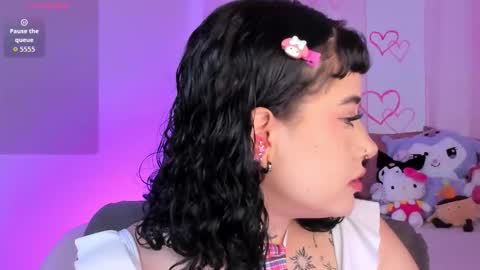 Snapshot of melody_suarez chatting on September 13, 2025, 10:53 pm MELODY online show from September 13, 2025, 10:53 pm