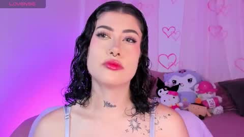 Snapshot of melody_suarez chatting on September 28, 2025, 5:51 pm MELODY online show from September 28, 2025, 5:51 pm