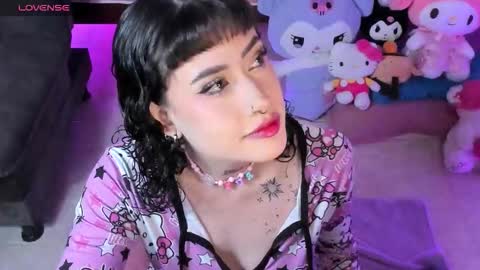 Snapshot of melody_suarez chatting on October 1, 2025, 8:04 pm MELODY online show from October 1, 2025, 8:04 pm