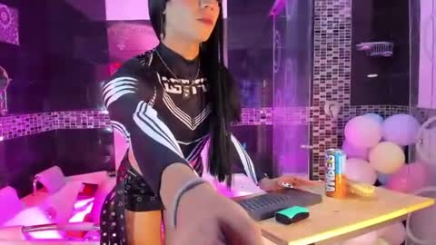 melody_trixie online show from June 28, 2026, 7:25 am