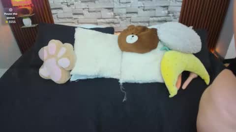 Snapshot of melody_velvet chatting on October 28, 2025, 3:36 pm melody_velvet online show from October 28, 2025, 3:36 pm