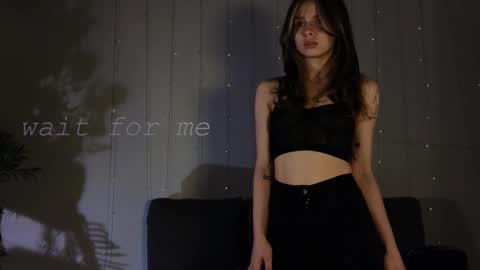 melody  online show from March 5, 2025, 4:46 pm