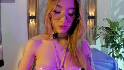 melodylanee online show from April 29, 2026, 11:03 am