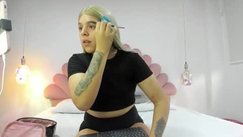 Snapshot of melodypons chatting on September 26, 2025, 11:47 am Melody online show from September 26, 2025, 11:47 am