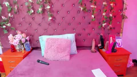 Melodysmithass online show from October 15, 2025, 2:33 am