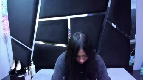 Melodysmithass online show from June 17, 2026, 3:31 am