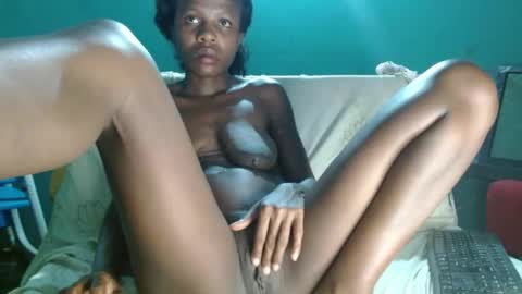 mely tomson online show from February 11, 2026, 7:57 am