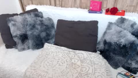 Snapshot of melyssamilfxxx chatting on October 12, 2025, 4:44 am melyssamilfxxx online show from October 12, 2025, 4:44 am