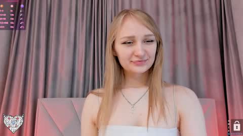 Snapshot of memento_mary chatting on February 25, 2025, 3:16 pm The princess of your dreams online show from February 25, 2025, 3:16 pm