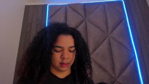 Snapshot of memphiswilliams chatting on December 2, 2024, 2:42 am Memphis Williams online show from December 2, 2024, 2:42 am