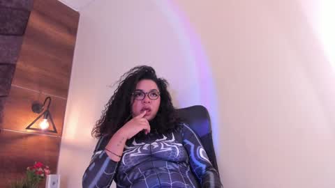 Snapshot of memphiswilliams chatting on January 22, 2025, 2:48 am Memphis Williams online show from January 22, 2025, 2:48 am