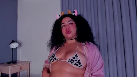 Snapshot of memphiswilliams chatting on October 12, 2025, 3:00 pm  Memphis Williams  online show from October 12, 2025, 3:00 pm