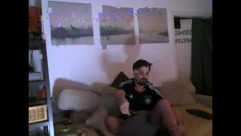 Snapshot of menace2dennis chatting on May 22, 2026, 7:19 pm Dennis2Menace online show from May 22, 2026, 7:19 pm