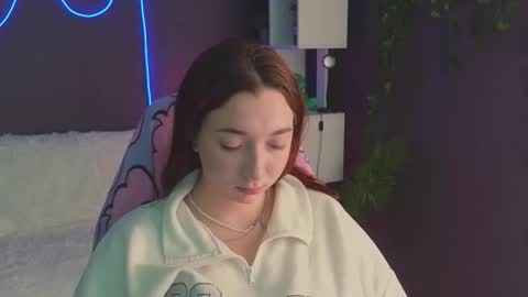 Mencialo online show from September 18, 2025, 2:13 am