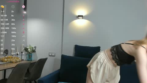 Snapshot of mendaciouss chatting on December 28, 2024, 2:21 pm Hello My name is Lily online show from December 28, 2024, 2:21 pm