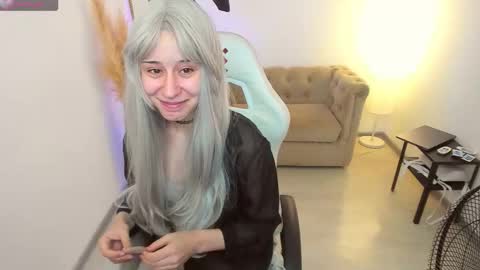 Snapshot of meomeee chatting on December 1, 2025, 4:23 pm Meo online show from December 1, 2025, 4:23 pm