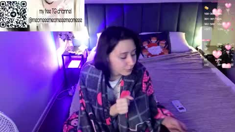 Snapshot of meomeee chatting on February 8, 2026, 5:27 pm Meo online show from February 8, 2026, 5:27 pm